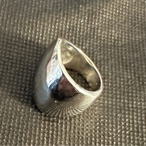 Smooth Shiny Stainless Steel Contemporary Band Ring Size 6 3/4